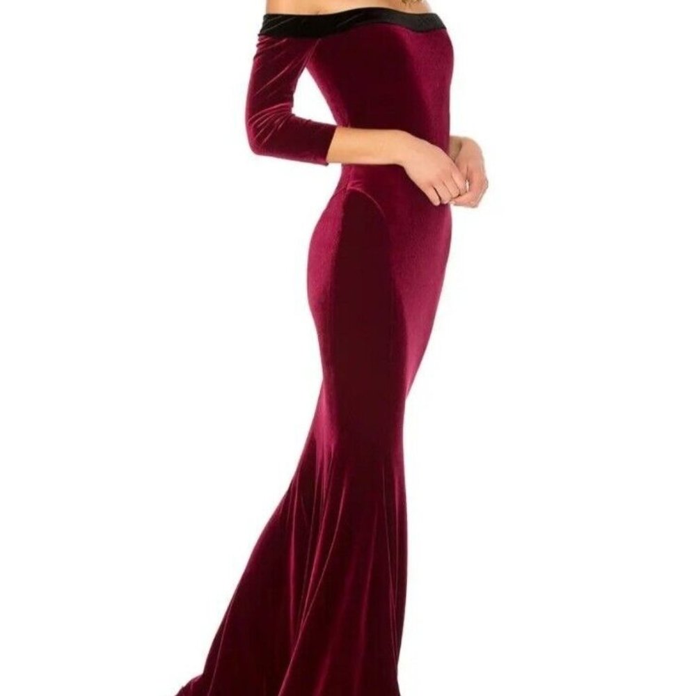 Norma Kamali Off Shoulder burgundy velvet w/ black trim maxi fishtail dress XS